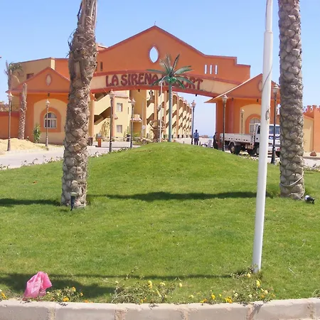 La Sirena Hotel & Resort - Families Only