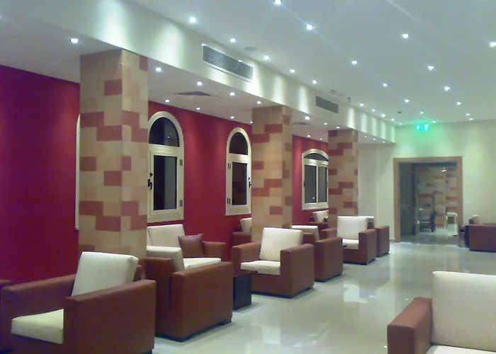 لاسيرينا بيتش - للعائلات فقط 3*